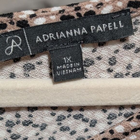 Adrianna Papell blouse women's size 1X polka dot ikat printed bubble sleeve top - Picture 3 of 10